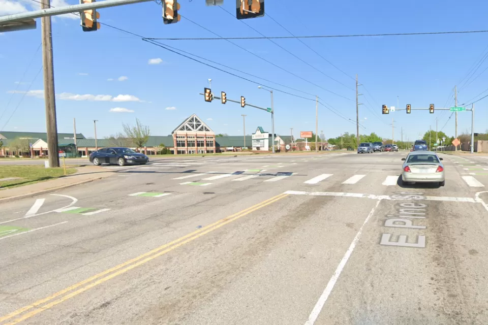 An intersection with bike lanes in Tulsa, Oklahoma